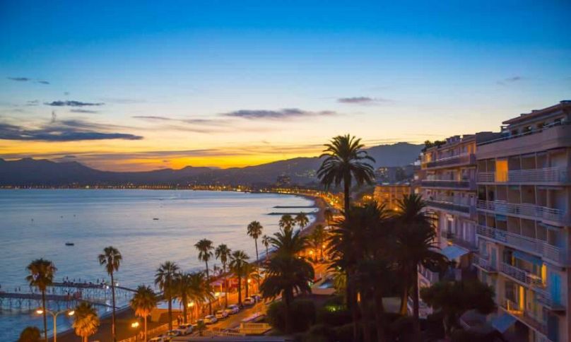Coucher de soleil à Cannes, France