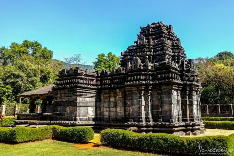 Explorez les anciens temples de Goa, chacun témoignant de la riche tapisserie culturelle de la région, pour en savoir plus sur son héritage spirituel