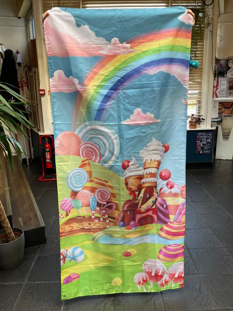 Un fond en tissu issu de l'expérience Willy Wonka