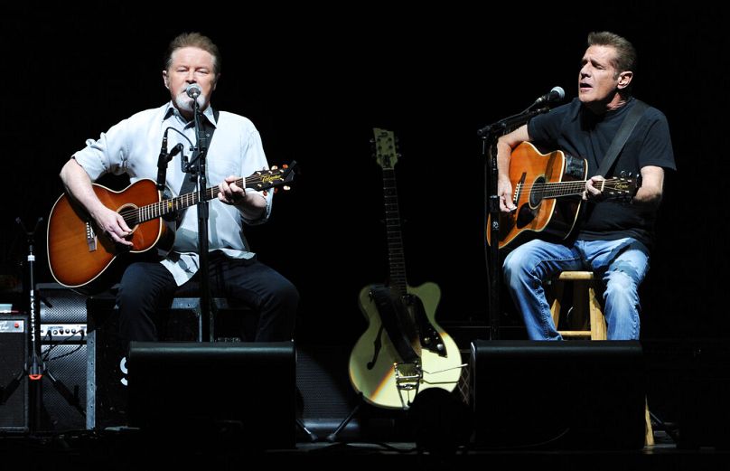 Les musiciens Don Henley, à gauche, et Glenn Frey des Eagles se produisent au Madison Square Garden le 8 novembre 2013.