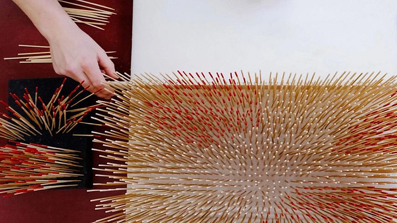 Issey Miyake – Plier et froisser