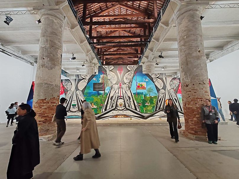 À l'intérieur du site d'exposition Arsenale de la Biennale de Venise 2024