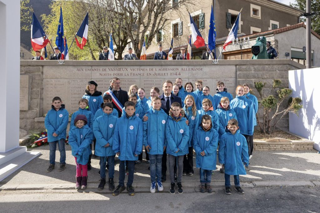 Aux enfants de Vassieux-en-Vercors et aux jeunes que je rencontre aux hommages : vous voir nous rend fiers. Merci à vous de faire vivre la mémoire de ceux qui se sont sacrifiés pour que l'on puisse vivre libre.