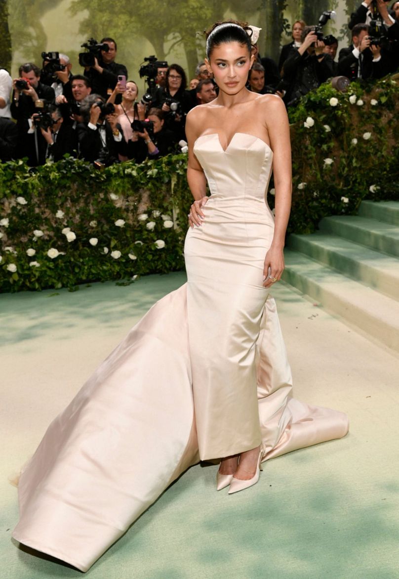Kylie Jenner assiste au Met Gala célébrant l'ouverture du 