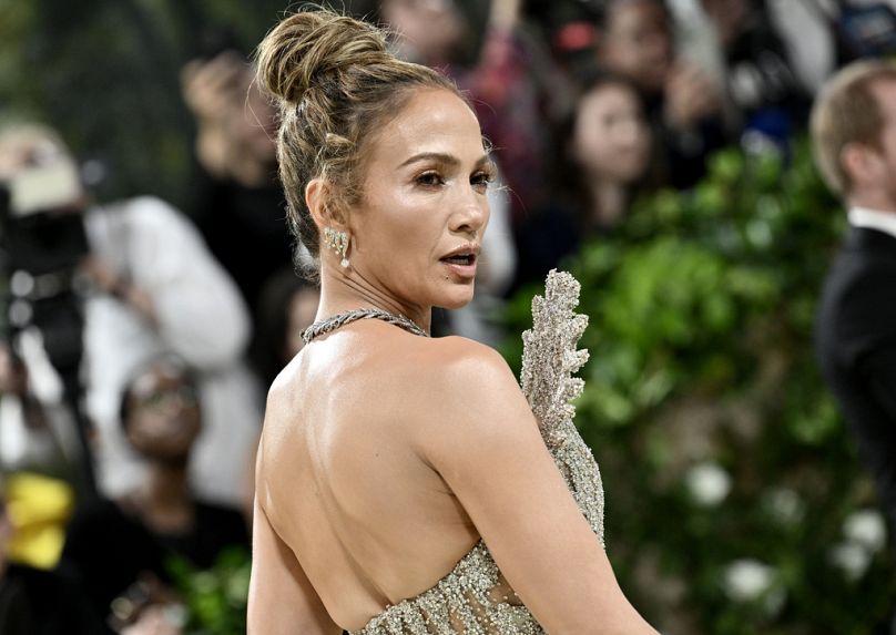 Jennifer Lopez assiste au gala du MET célébrant l'ouverture du