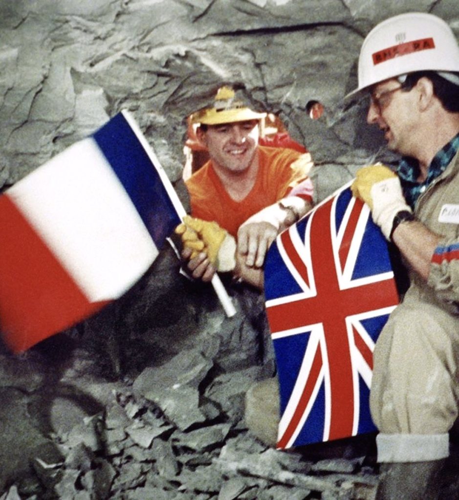 Il y a trente ans, le tunnel sous la Manche reliait enfin le Royaume-Uni et la France ! Cette prouesse a rapproché les peuples, donné un élan nouveau à nos échanges et confirmé la force de notre relation politique.