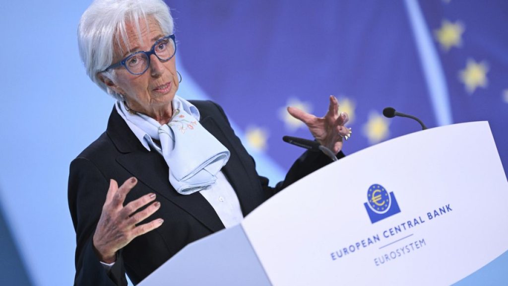 Christine Lagarde, right, President of the European Central Bank (ECB)