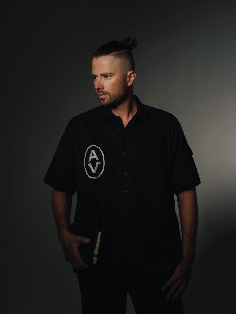 Alex Shtefan, fondateur et propriétaire de la société de développement indonésienne Alex Villas Group