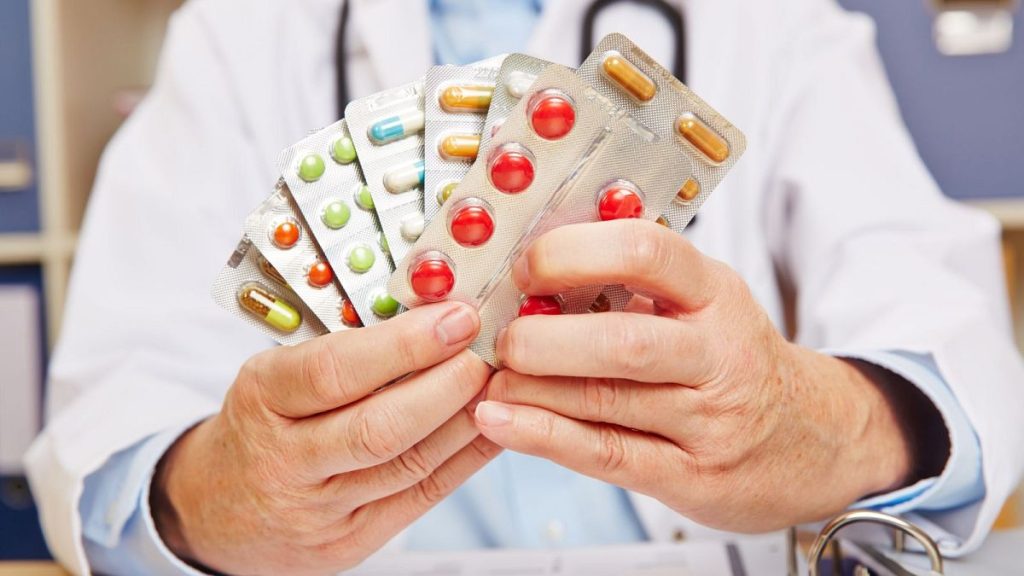 Tax on antibiotics could help tackle threat of drug-resistance