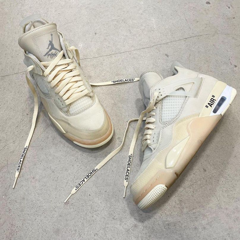 Jordan 4, blanc cassé « DUSK » (LorenzOG)