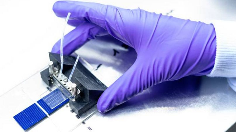 Le dispositif hybride MOST-PV à l'œuvre dans le laboratoire de l'Université Politècnica de Catalunya - BarcelonaTech (UPC).