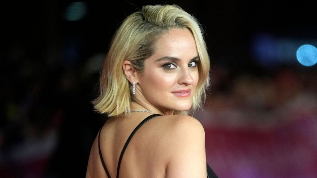 Noémie Merlant on The Balconettes