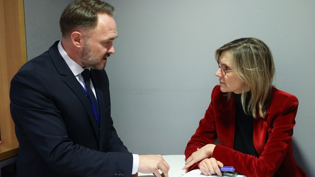 French minister for the ecological transition, energy, climate and risk prevention Agnès Pannier-Runacher with EU energy and housing commissioner Dan Jørgensen.