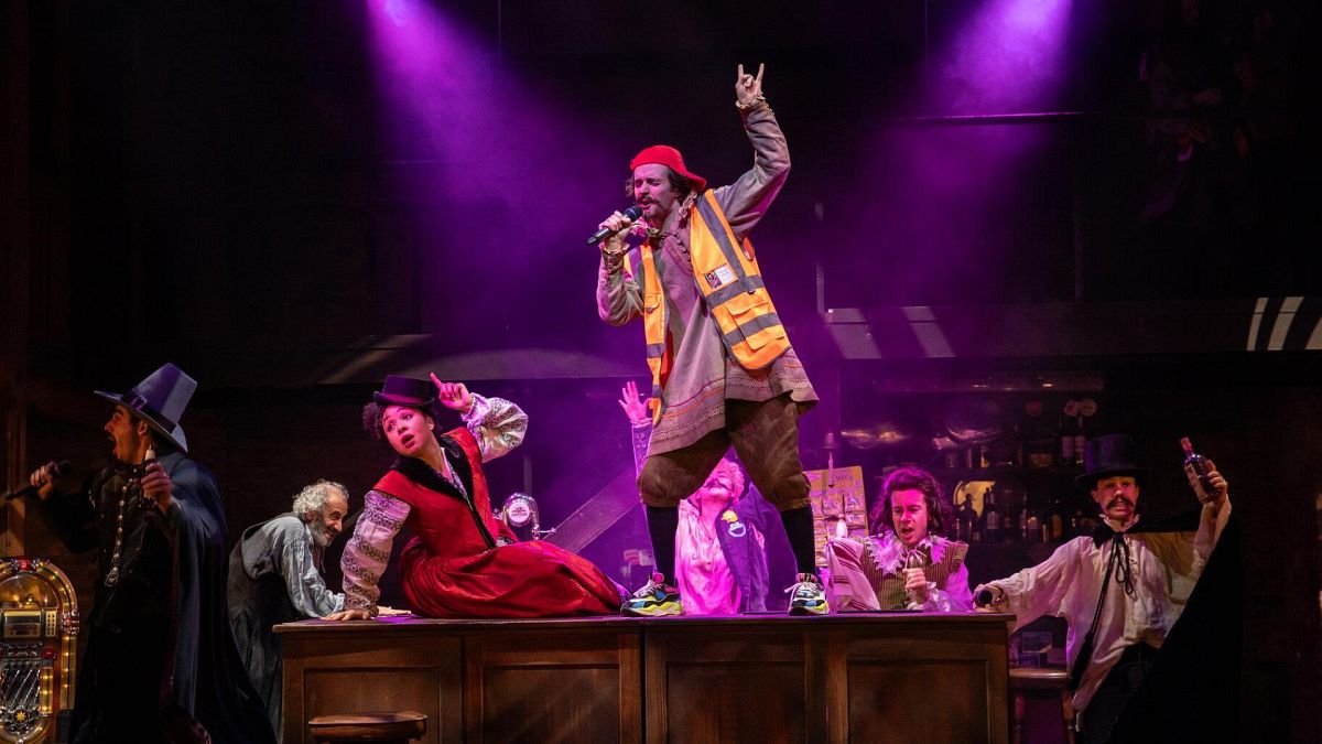 Les finalistes nommés pour le prix du dramaturge des femmes + les plus anciennes +