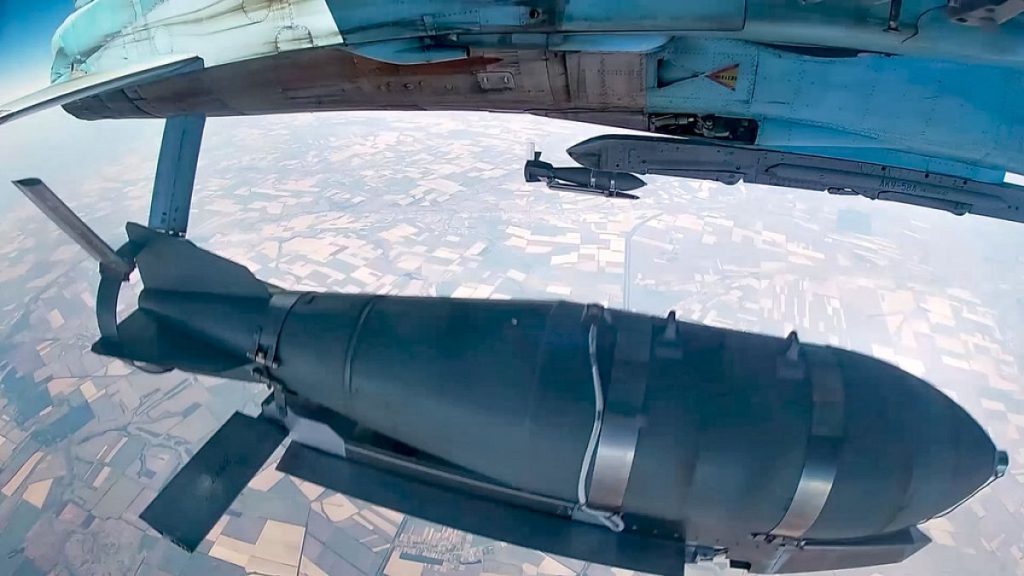 A Russian military aircraft drops a planning bomb on Ukrainian territory, August 2021.
