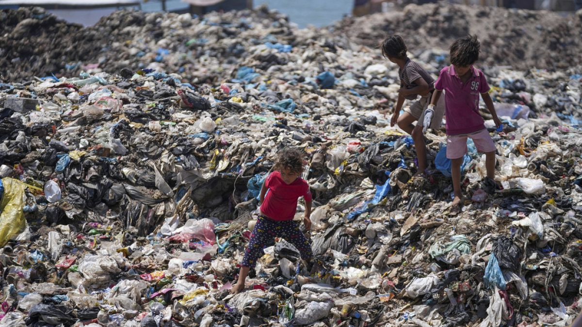 Le cessez-le-feu laisse Gaza avec une crise de santé en raison de l'accumulation de déchets