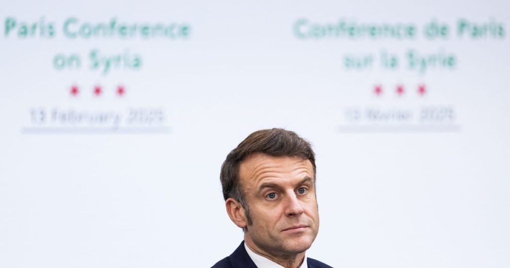 Macron appelle le sommet européen d'urgence sur Trump, dit le ministre polonais