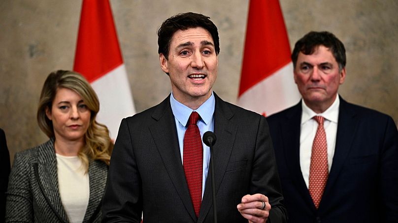 Le Premier ministre canadien Justin Trudeau parle après que Trump ait signé un ordre d'imposer des tarifs rigoureux aux importations du Mexique, du Canada et de la Chine.