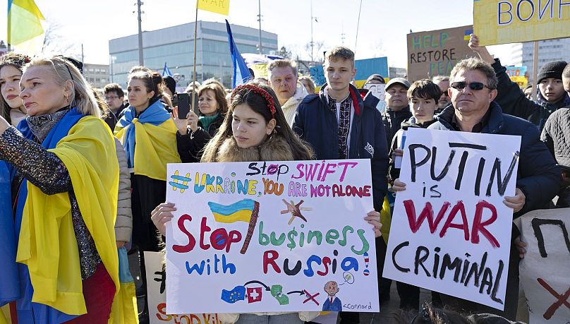 Expulser les banques russes du système Swift a été un cri de ralliement pour les manifestants.