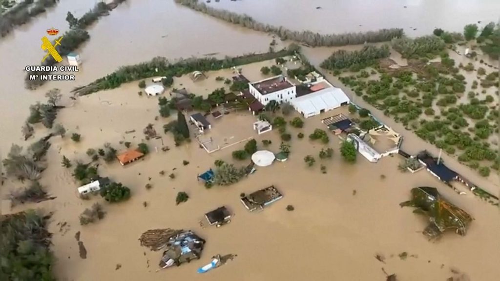 Video capture from the Guardia Civil of the floods in Malaga.