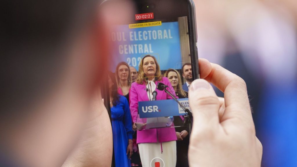 Elena Lasconi, presidential candidate for the Save Romania Union (USR) party, during a speech outside the electoral authority.