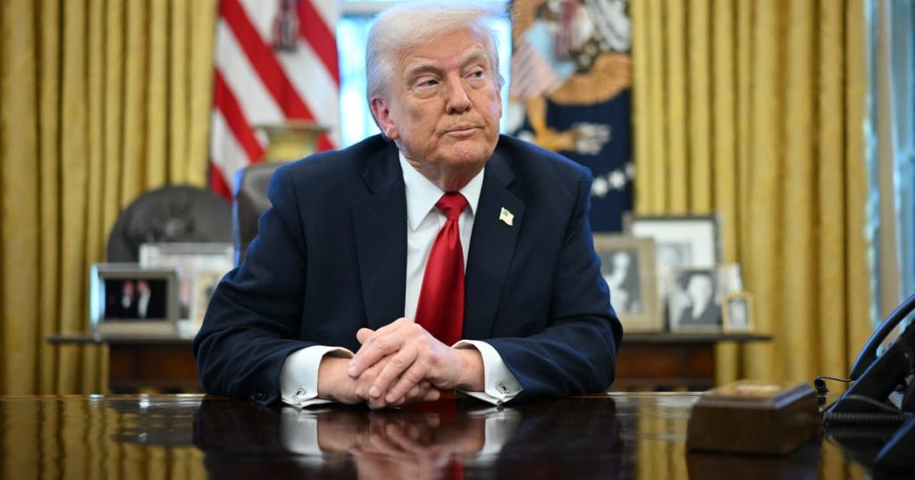 UE sur les tarifs de la voiture Trump: nous allons frapper mais parlons aussi