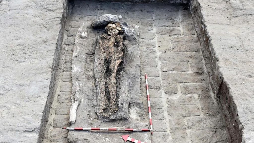 3,200-year-old tomb of a man believed to have been a military commander in ancient Egypt