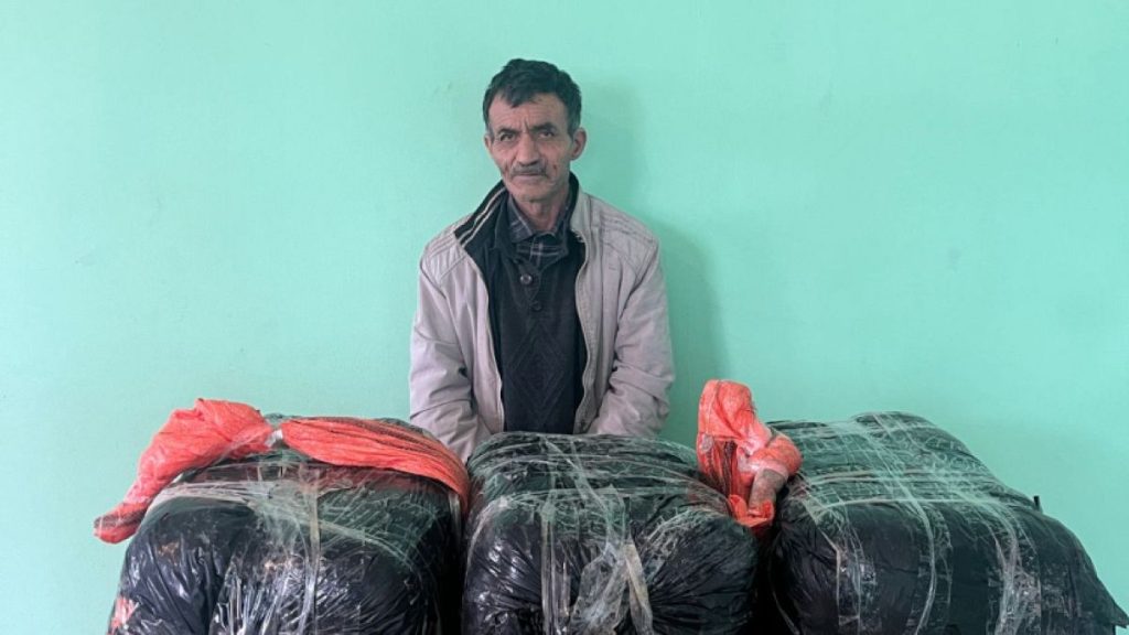 Azerbaijan border guards reportedly foiled an armed drug smuggling attempt from Iran