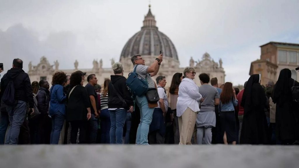 En direct. Les dirigeants mondiaux convergent à Rome pour honorer le pape François - mises à jour en direct
