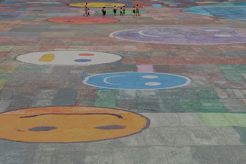 Vue de la peinture sur toile de Kanyeyachukwu Tagbo-okeke