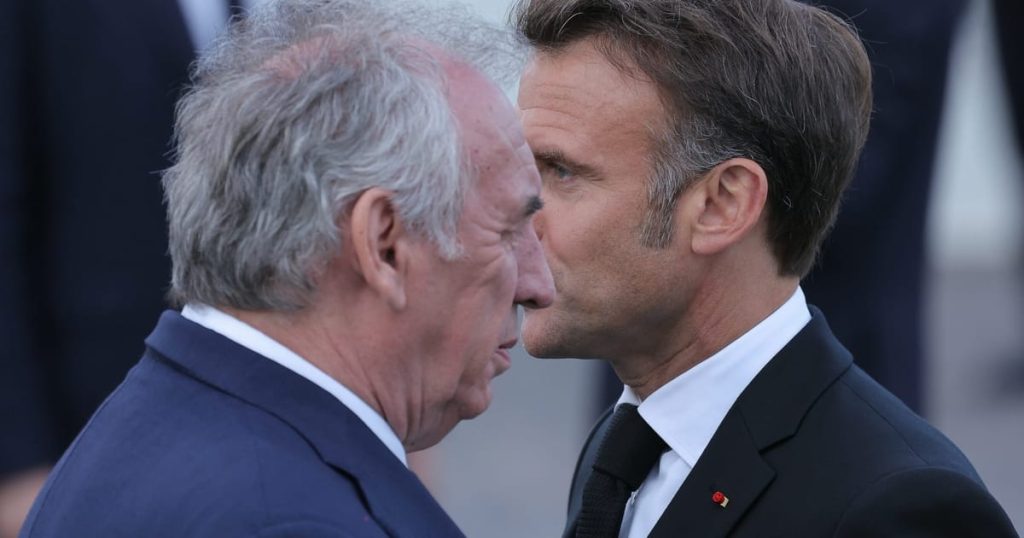Le gouvernement de Bayrou est à un pas de l'effondrement