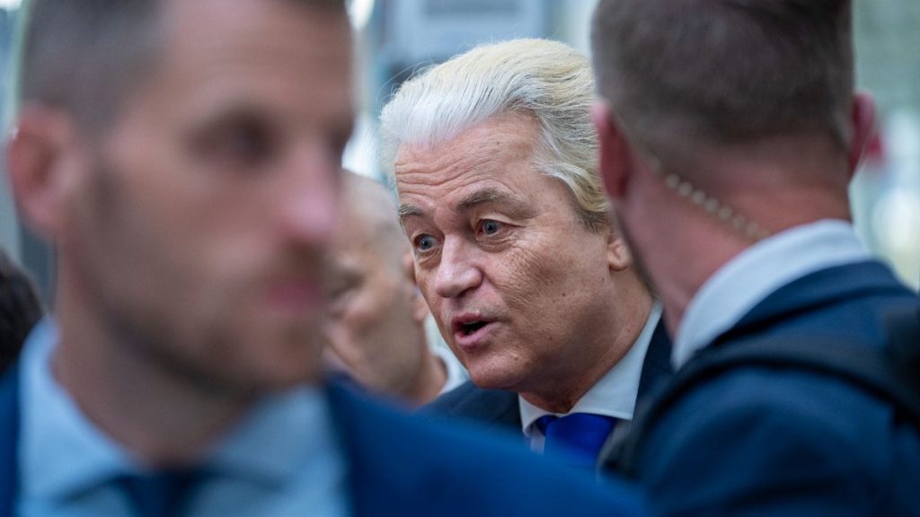 Geert Wilders menace la coalition néerlandaise avec une crise du cabinet sur le plan de migration