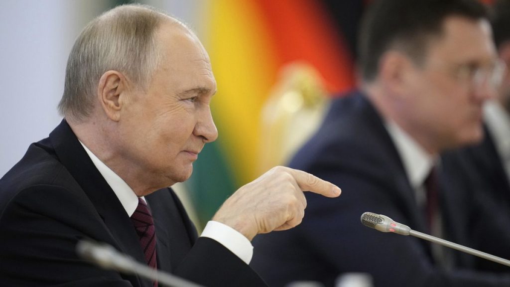 Breaking News. Vladimir Poutine ne répond pas au plan de cessez-le-feu et offre des «pourparlers directs» avec Kiev le 15 mai