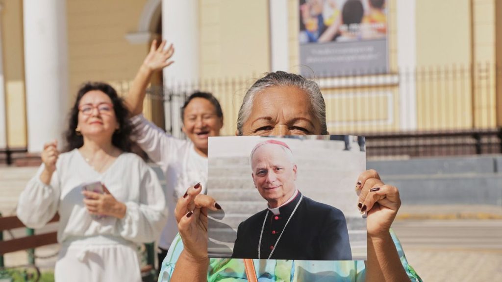 Chicago et Chiclayo célèbrent l'élection du pape Leo XIV