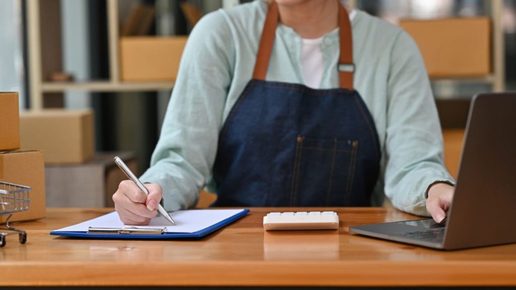 Commission pour offrir aux sociétés moyennes sociétés de protection des données de la protection des données dans le plan de simplification