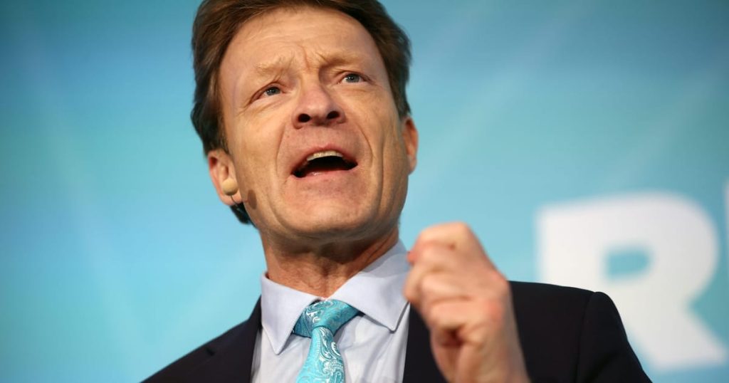 La Grande-Bretagne a besoin d'une pénurie de main-d'œuvre, et non de la mobilité des jeunes de l'UE, dit que le député de Farage