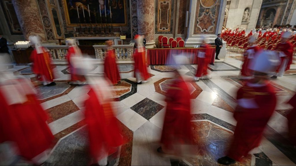 La technologie pourrait menacer le secret du conclave. C'est ce que fait le Vatican pour arrêter les fuites
