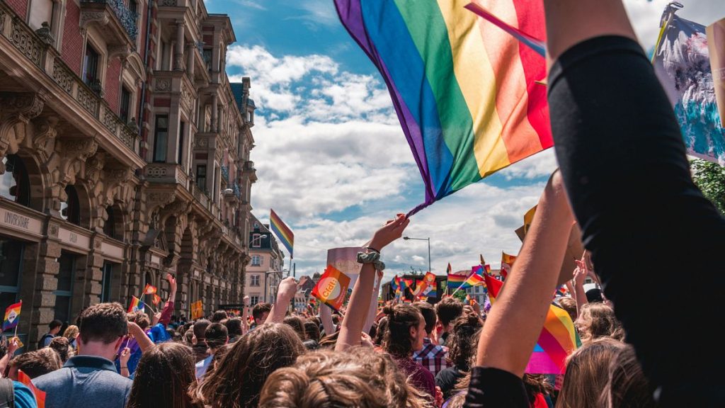 Les voyageurs américains LGBTQ + se tournent vers l'Europe pour des vacances plus sûres et plus inclusives