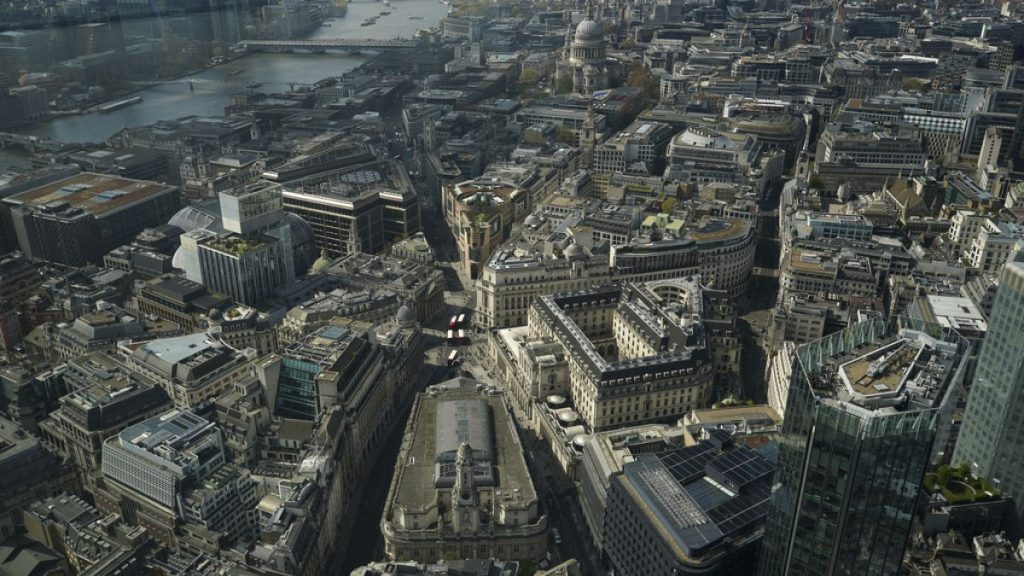 L'inflation britannique passe au plus haut en plus d'un an sur la hausse des factures d'énergie