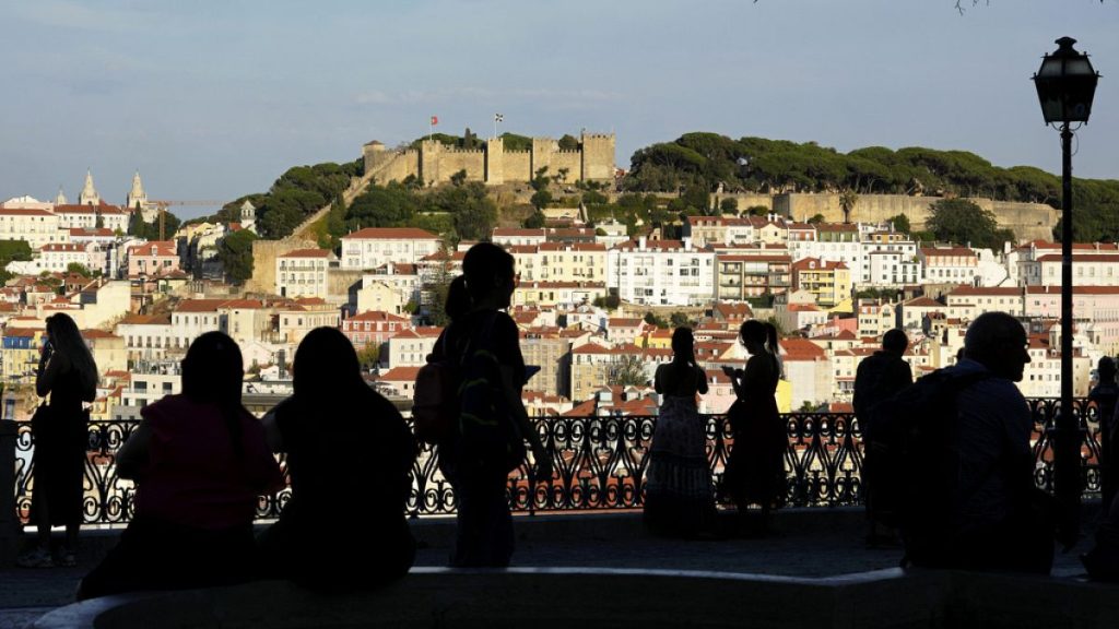 Seuls 3,3% des étrangers au Portugal peuvent voter. La politique d'expulsion aura-t-elle un impact?