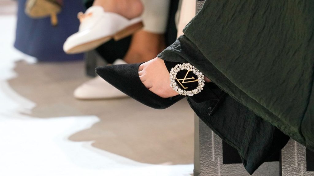 Louis Vuitton dépose un procès contre la start-up de liqueur portugaise sur les droits de marque