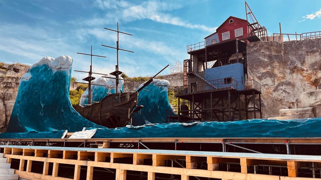 WAGNERMANIE: Flying Dutchman sur un ensemble monumental dans une carrière en Autriche