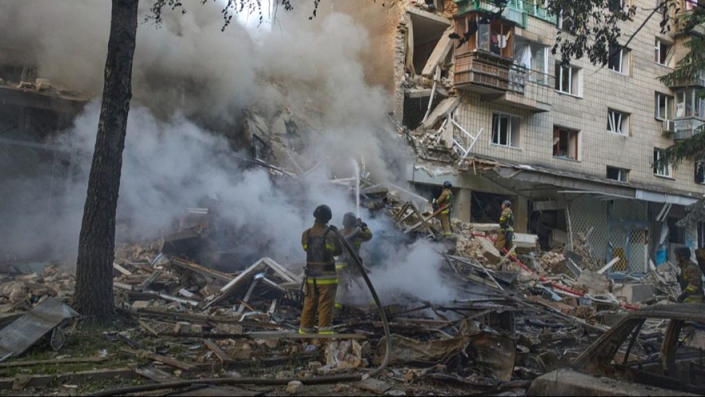 Le dernier drone et attaque de missiles mortels de la Russie contre le «pur terrorisme» de Kyiv, dit Zelenskyy