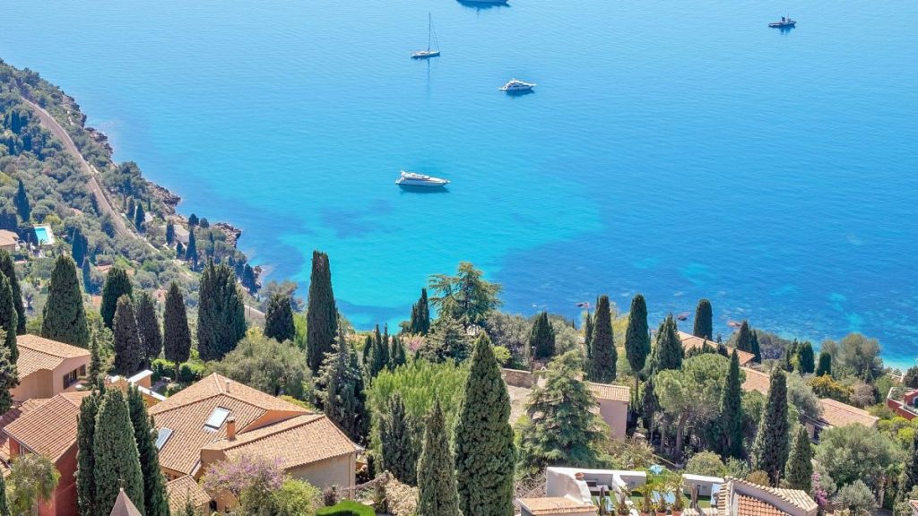 Acheter une maison française comme expatrié: conseils, astuces et pièges à éviter