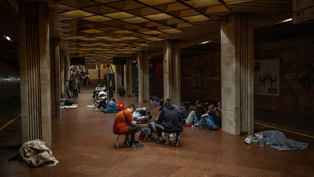 Au moins cinq tués et plus de 70 blessés dans des missiles russes et des attaques de drones à travers l'Ukraine