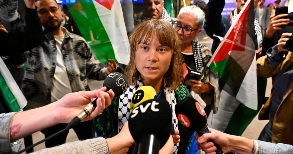 Le médecin français dit que les autorités israéliennes étaient «abusives» de Greta Thunberg