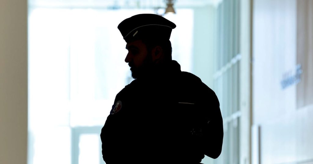 Les procureurs français lancent une toute première enquête sur un éventuel acte de terrorisme à motivation raciale