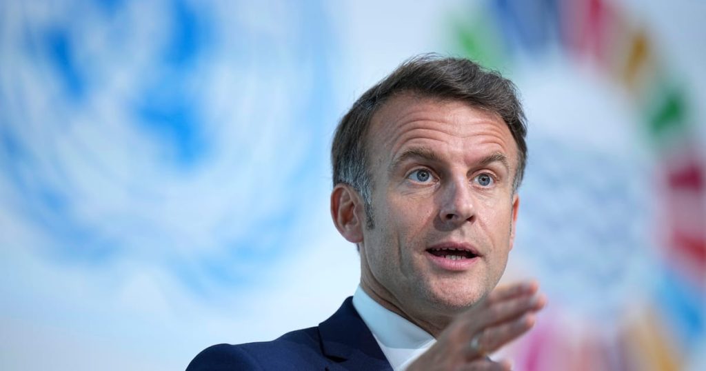 Macron n'exclut pas de nouvelles élections en France