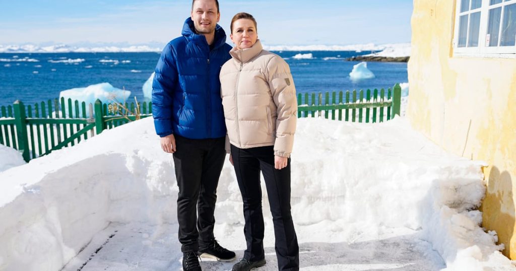 Macron pour visiter le Groenland le 15 juin alors que Trump regarde l'île