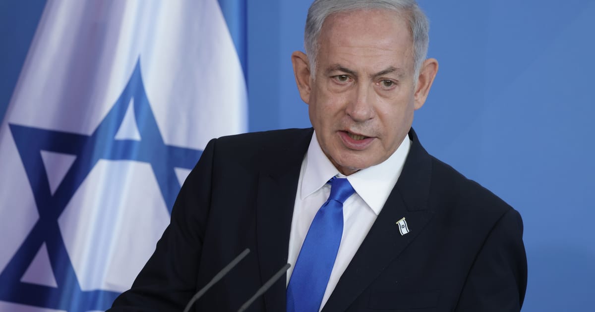 Netanyahu promet une vengeance et intensifie les attaques après que l'Iran ait frappé l'hôpital israélien